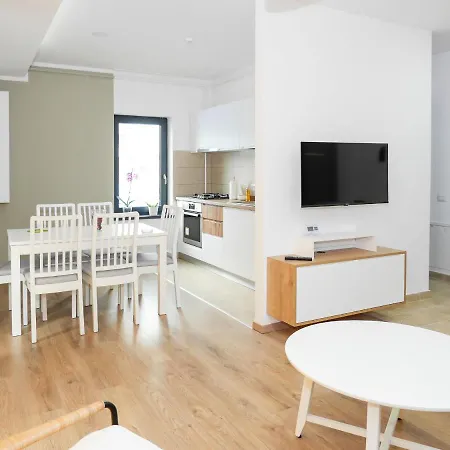 Clement Aparthotel 3*